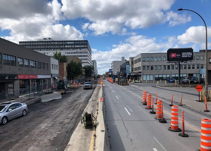 Travaux de conduite d'eau, d'égout et de voirie — Boulevard Saint-Laurent et rues avoisinantes
