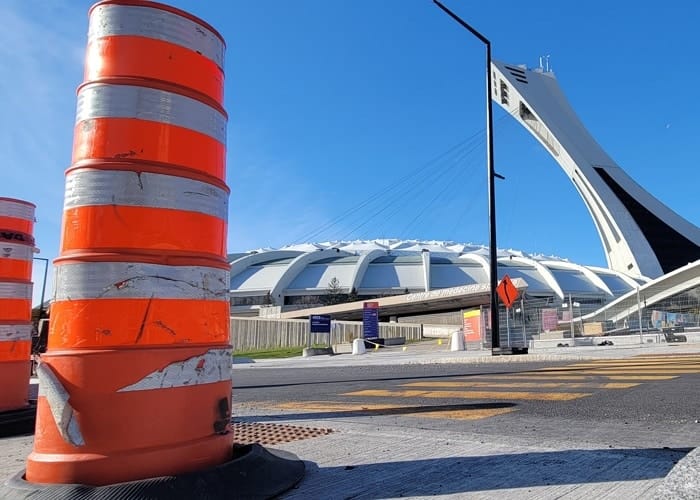 Travaux de voirie, d'éclairage et de feux de circulation — Avenue Pierre-De-Coubertin